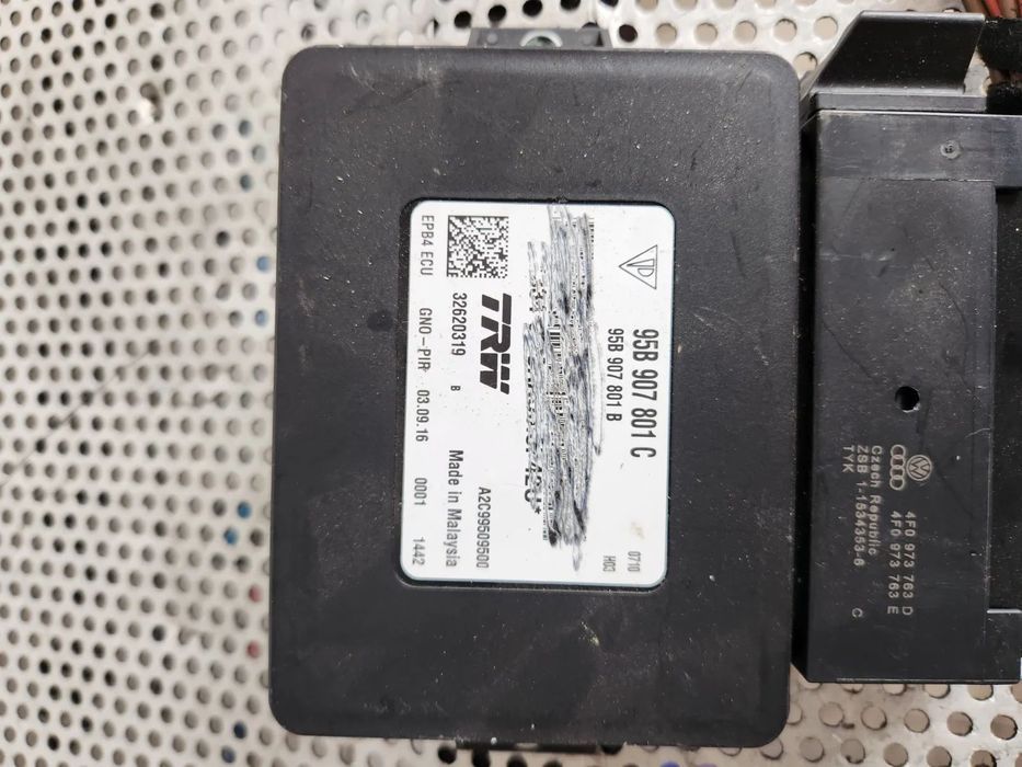 Modul Frana De Mana Porsche Macan Cod 95B907801C * Factura Si Garantie *- Dezmembrari Arad
