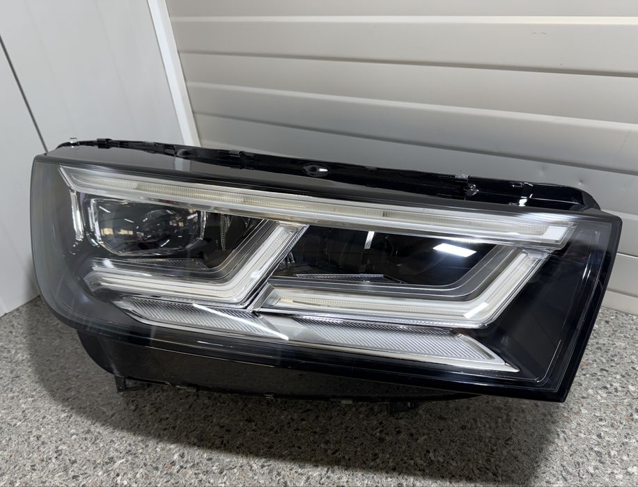 Far Full Led Audi Q5 80A