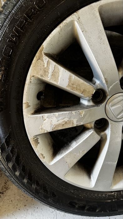 Jante  anvelope  5x114,3  215 55 16 nokian