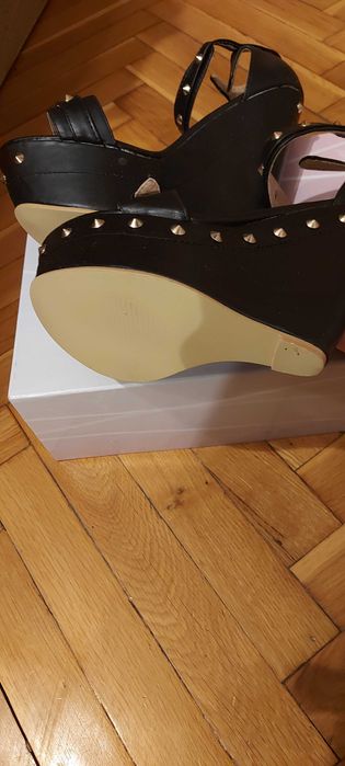 Уникални дамски сандали/ обувки на платформа