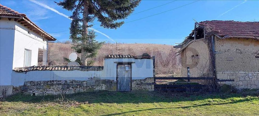 Продава се Къща в с. Кривина, Област Русе - 62 кв.м за 320 €/кв.м - Снимка #15