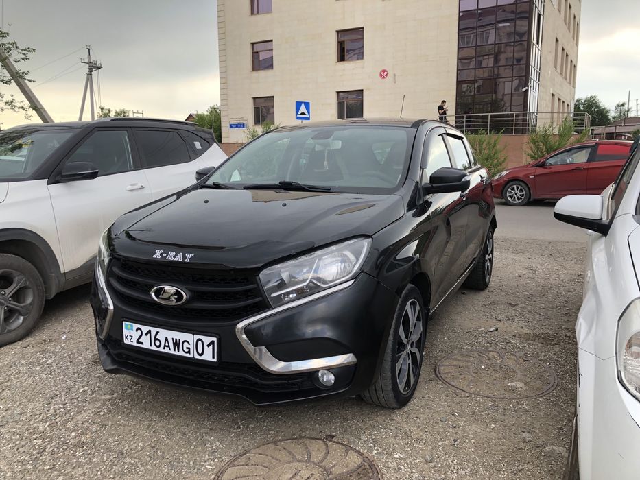 LADA XRAY 2017 год