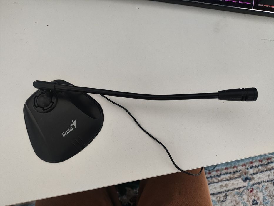 Микрофон от компании Genius