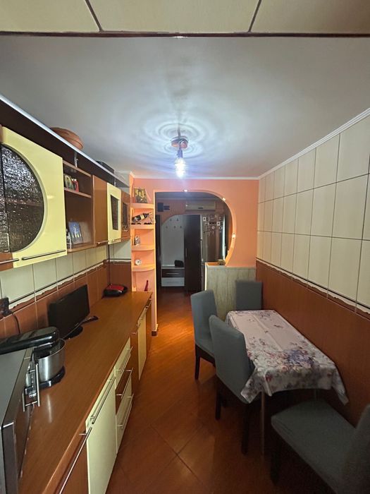 Apartament 2 camere, cartier Brosteni, Buzau