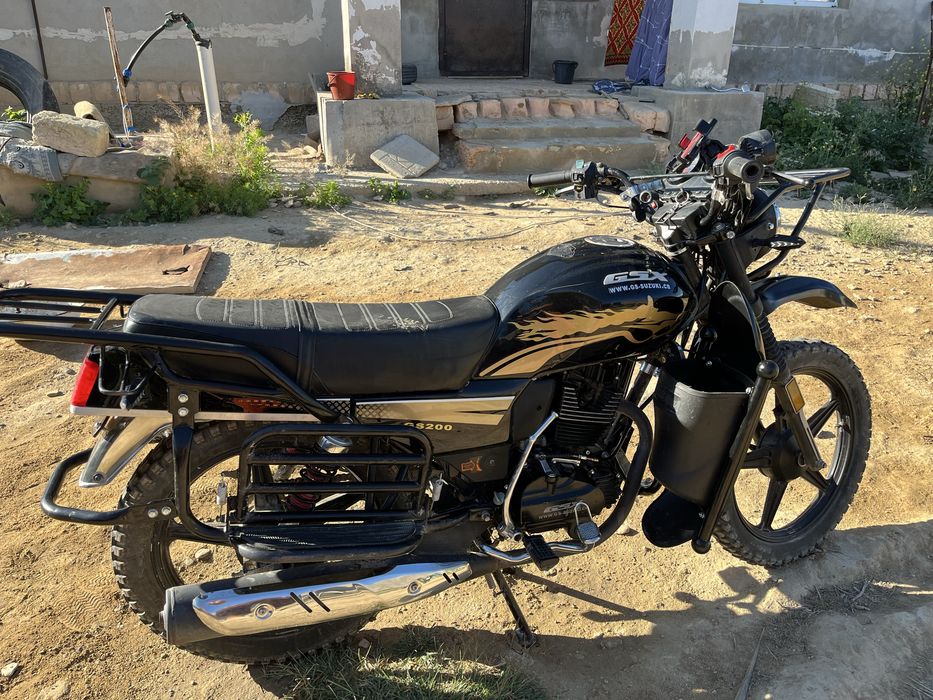 Suzuki GSX 200 куб