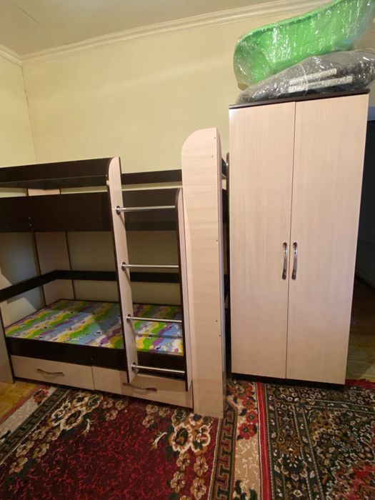 Срочно Продам двухъярусную кровать