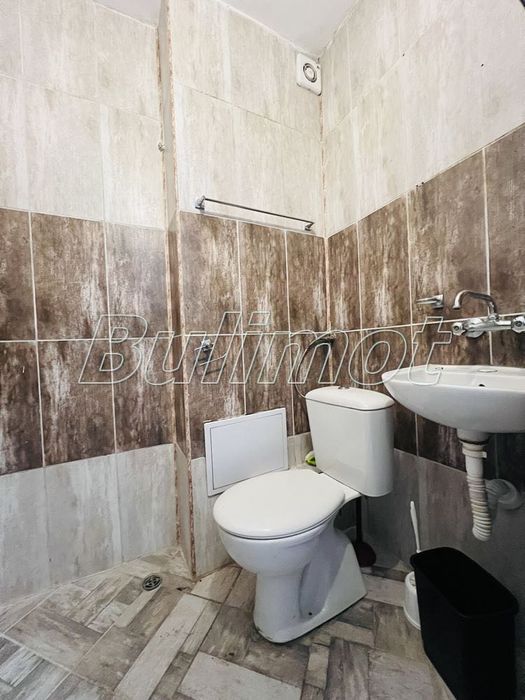 Тристаен апартамент кв.Младост