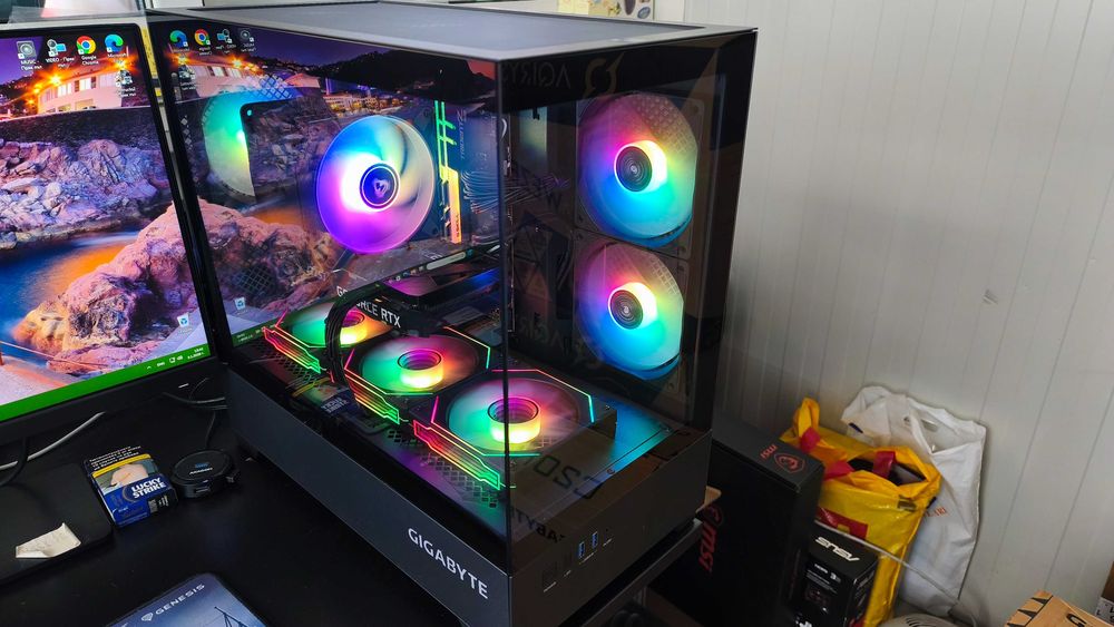 НОВ Gaming компютър с 12/20-Ядрен i7 RAM 32Gb 12Gb Видеокарта SSD 1Tb