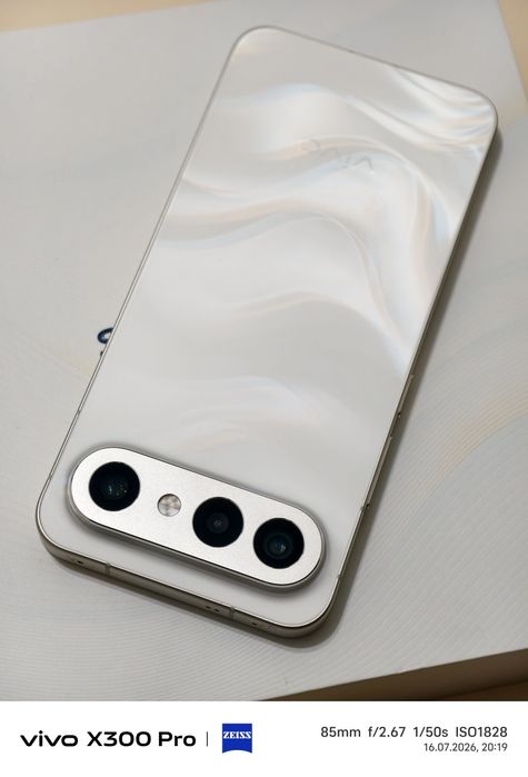 Vivo S50 Pro mini 256 gb Ram 24 5G