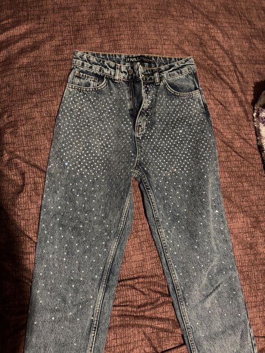 Дънки с   камъни