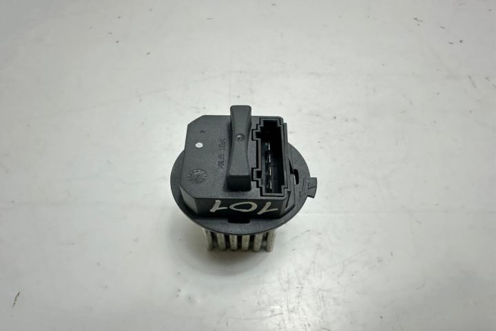 Rezistenta trepte aeroterma 5hl00894120 Land Rover Freelander a 2-a g