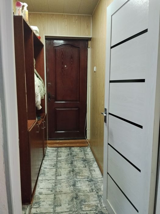 Продаётся 2х комнатная квартира на 2 этаже ,Октябрь