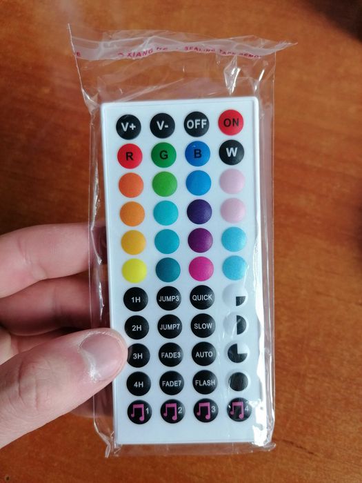 RGB LED ленти с дистанционно и адаптер