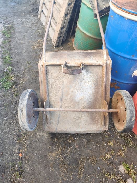 Тачка садовая СССР в хорошем состоянии