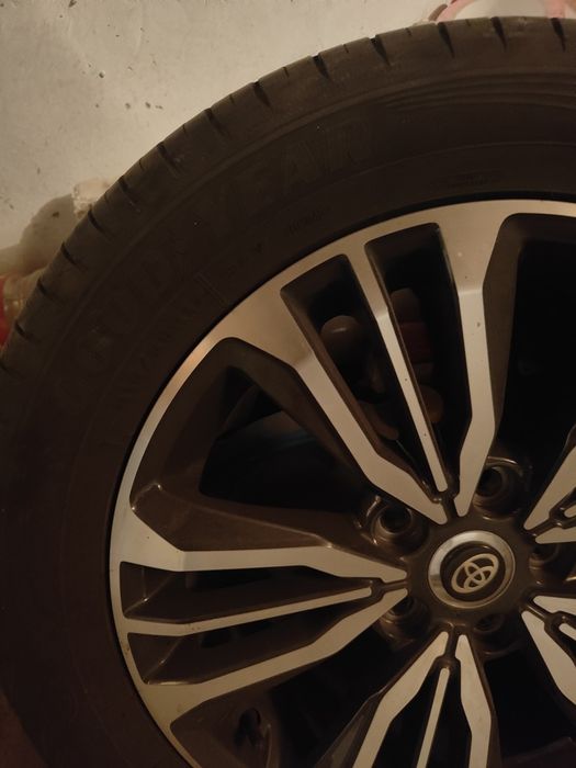 Продам диски с резиной R17
