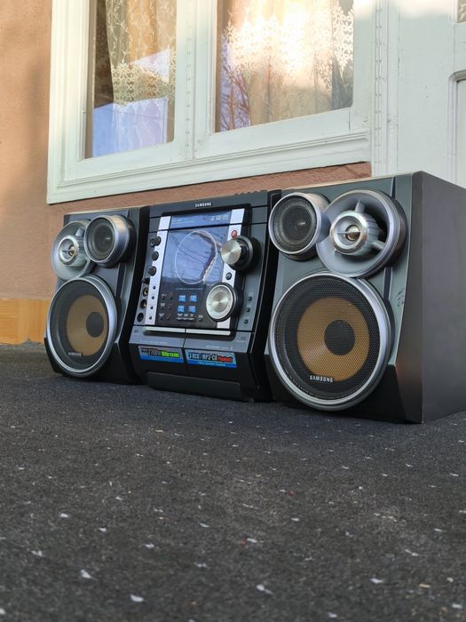 Музыкальный центр мощный