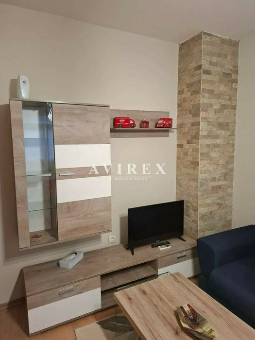 Дава се под наем Двустаен апартамент в Пловдив, Кючук Париж - 60 кв.м за 382.5 € - Снимка #1