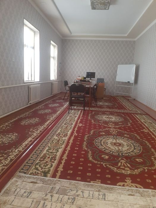 Ховли сотилади яшаш учун хамма шароитлар бор