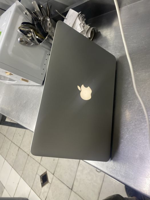 продам macbook pro 13