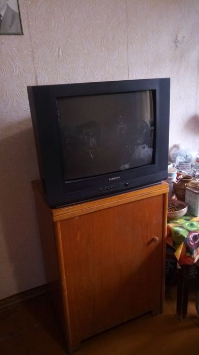 Телевизор рабочий