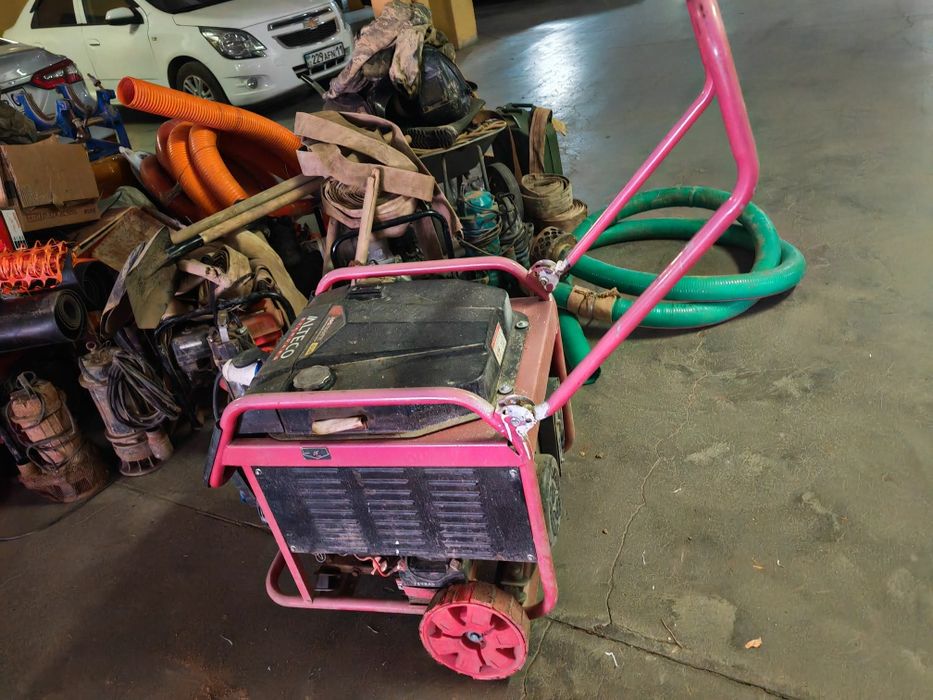 электрогенератор бензиновый 8.5