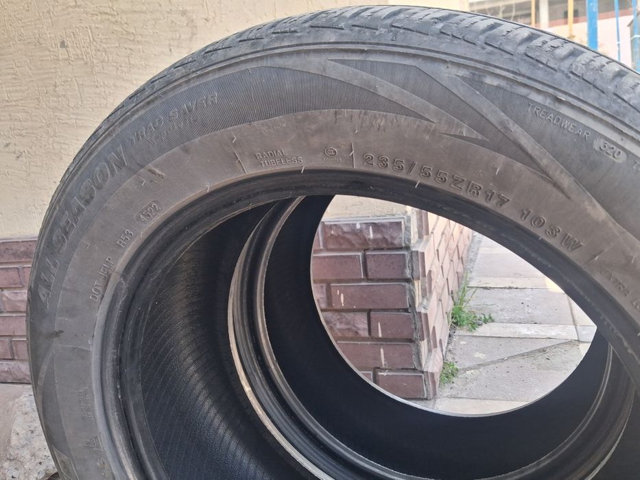 Всесезонные шины 2 шт. Tracmax 235 55 r17