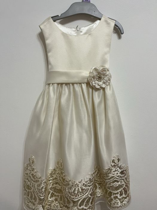 Нарядное детское платье, размер 98-104