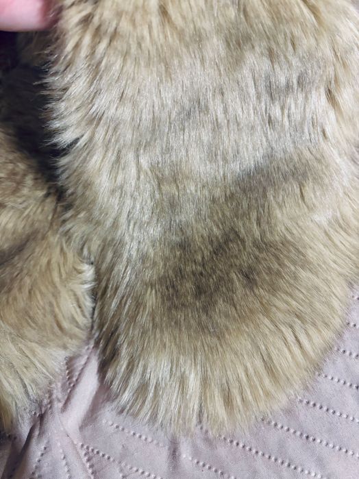 Пухкава яка от еко кожа с прехлупване