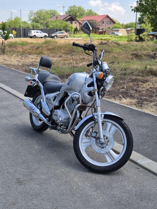 Ofertă: Motociclete Daelim VS 125cc Categoria A1