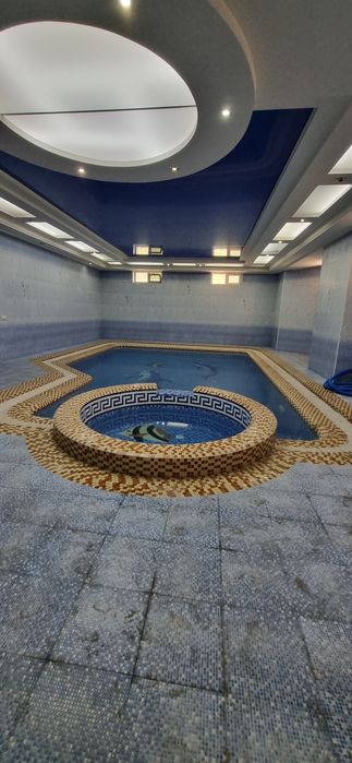 Чистка бассейнов и фонтан