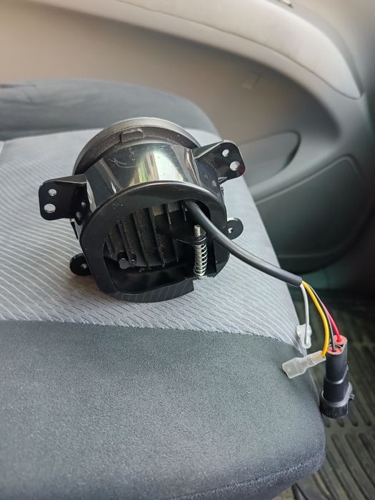 Противотуманые фары