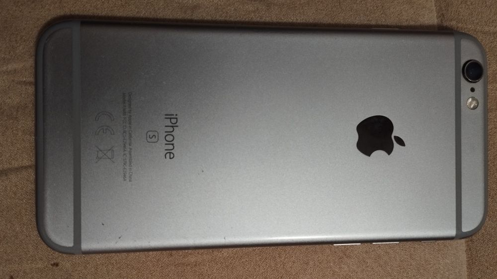 Продам Айфон 6s в хорошем состоянии