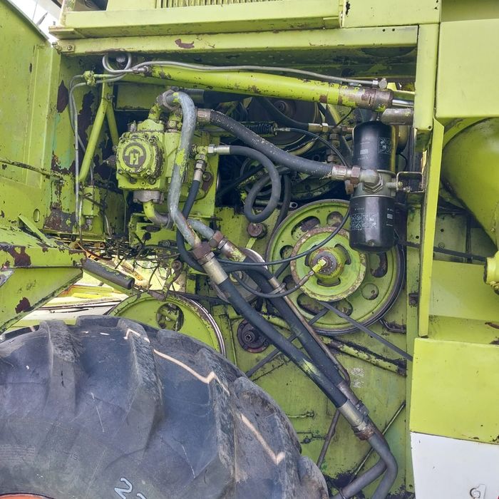 Claas dominator 106