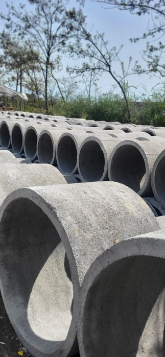 Foraje fântânii cu tuburi beton