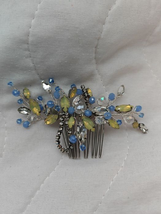 Accesoriu par tip pieptene