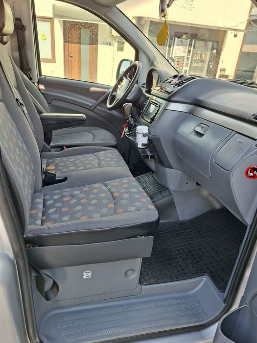 Mercedes Vito 8 + 1 locuri