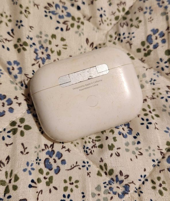 Безжични слушалки Apple AirPods Pro 1