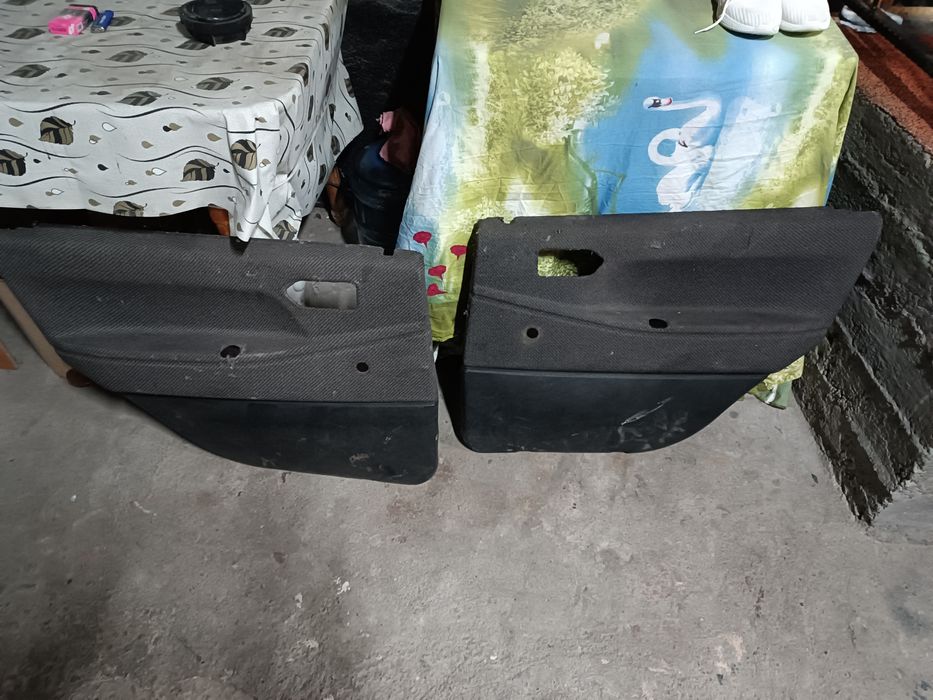 Задние обшивки Пассат б3