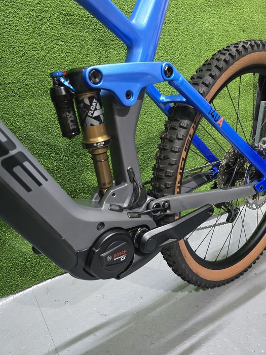 Cube Stereo Hybrid 140 HPC Actionteam 750 карбонов планински велосипед