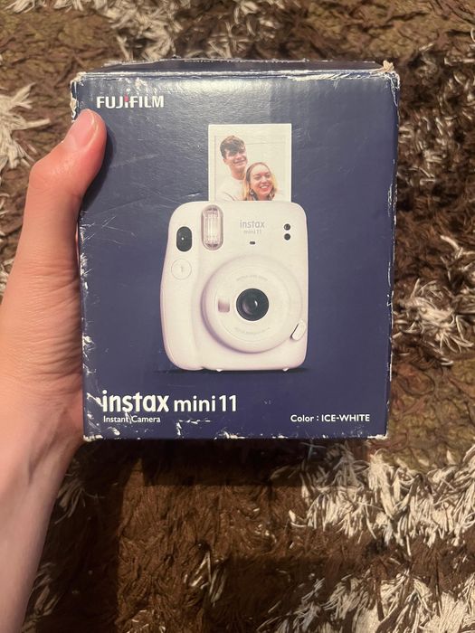 Instax mini 11 белый
