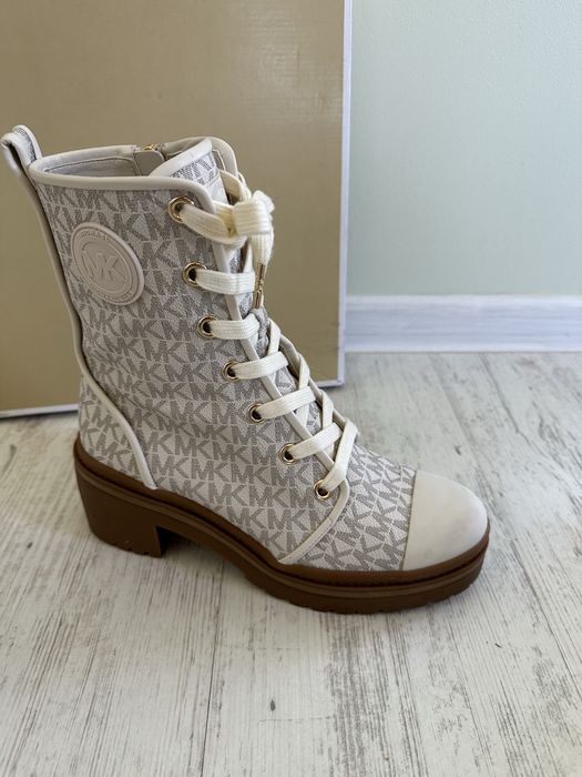 Боти Michael Kors