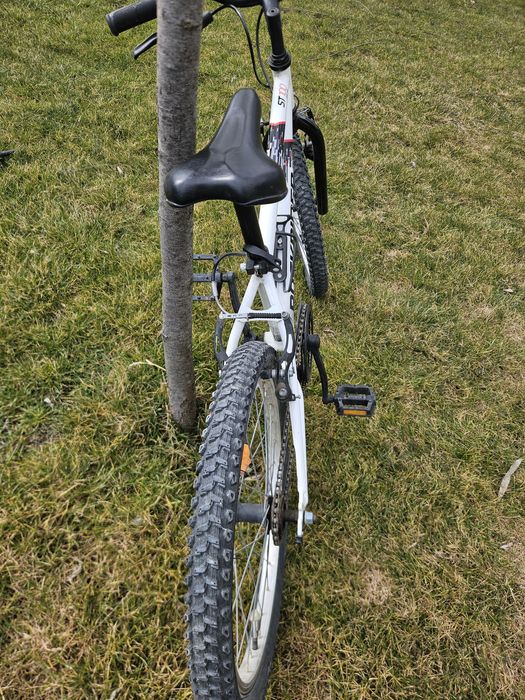 Bicicleta Rockrider 20" model ST 100, pentru copii