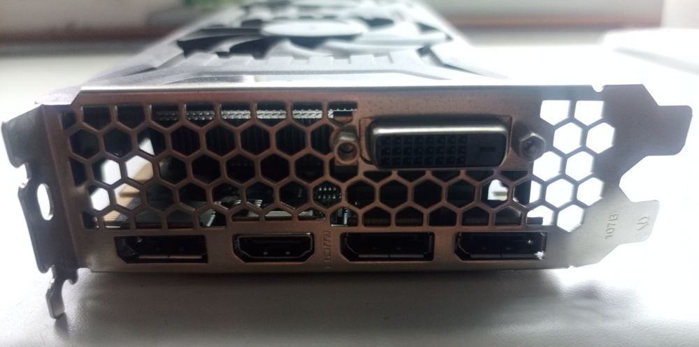 Срочно. GeForce ( GTX 1070 8GB/256bit ) Видеокарта.