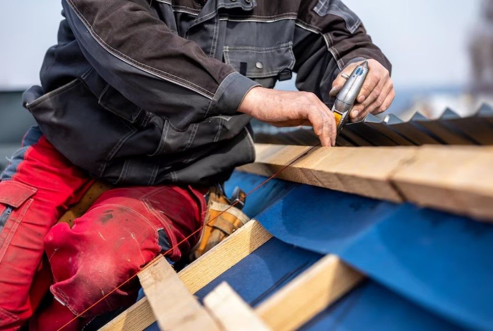 Reparatii si montaj acoperisuri/sisteme pluviale