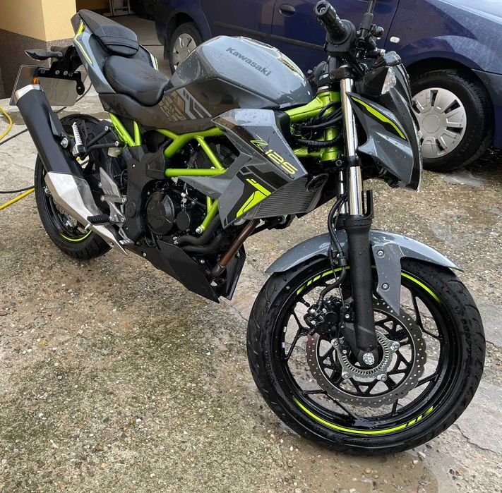 Kawasaki Z125 2023 ABS