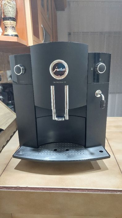 Кафеавтомат Jura impressa C5