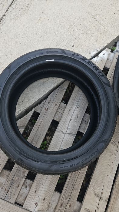 Vand set anvelope  Noi Pirelli P Zero 4  245/40R19