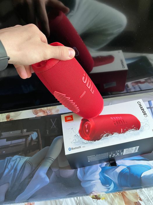 Продам JBL charge 5