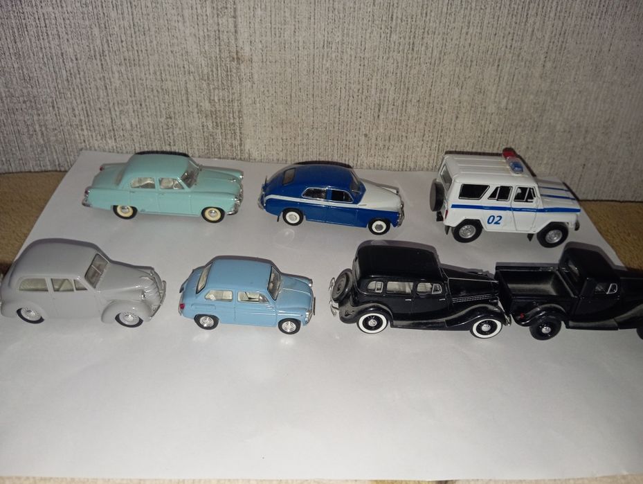 Продам модели старинных машин