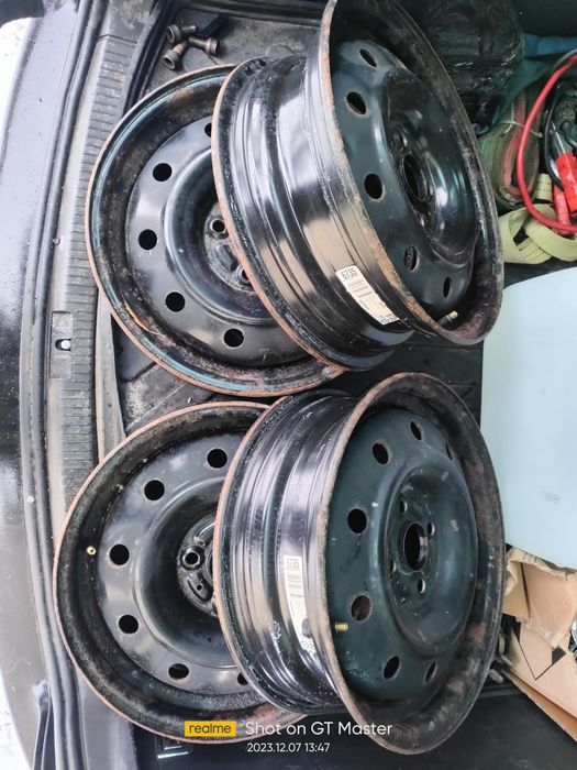 Jante originale oțel Suzuki pe 15 cu 4 gauri